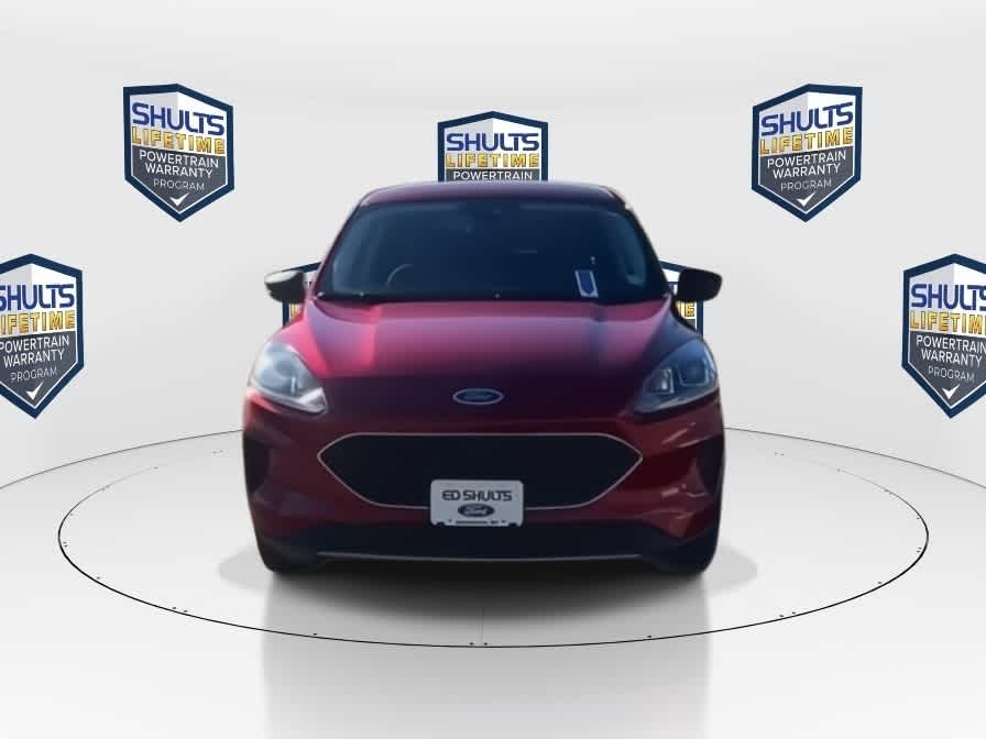 2022 Ford Escape SE photo 3