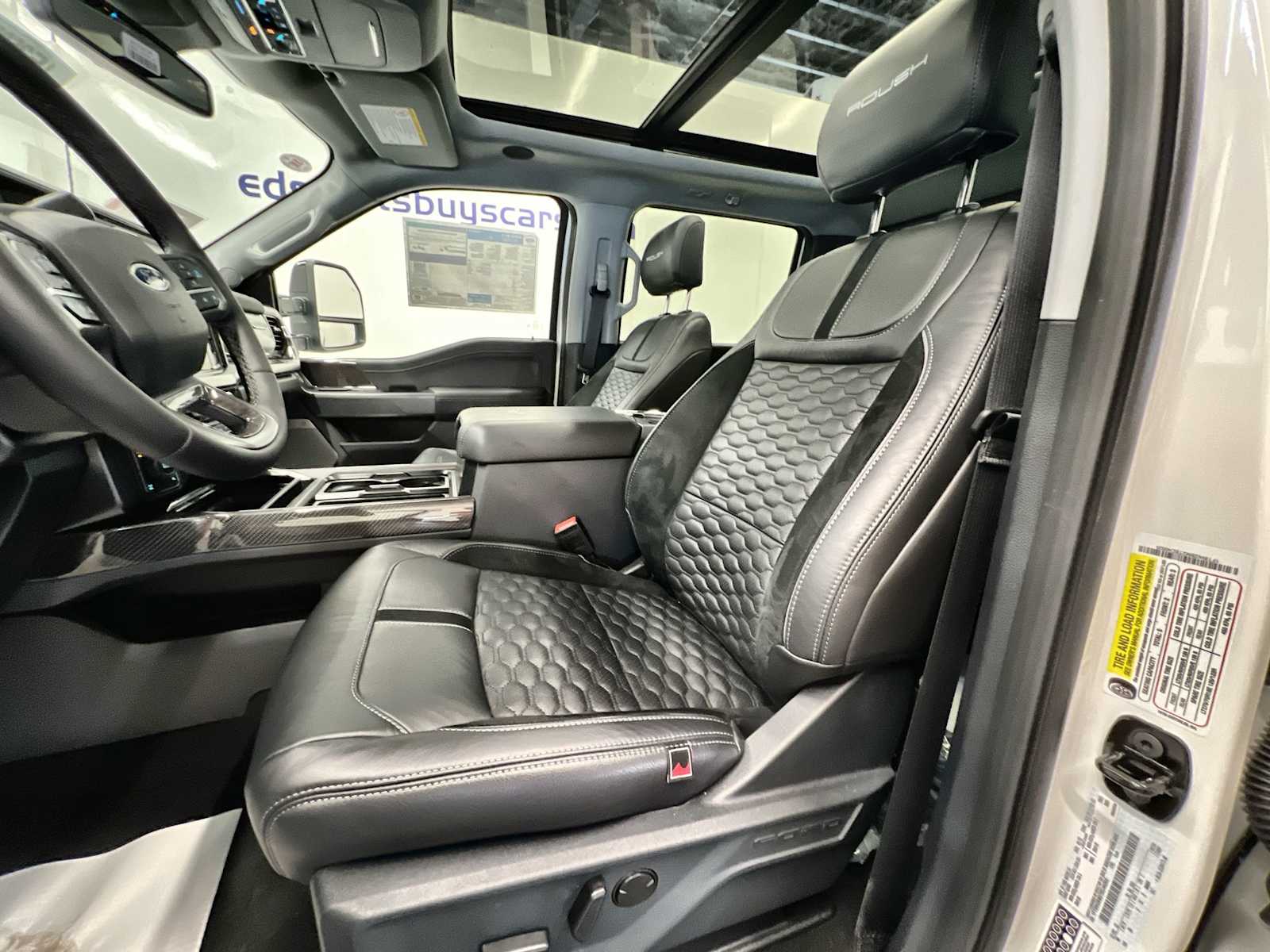 2026 Ford F-250 Super Duty Lariat - Photo 13