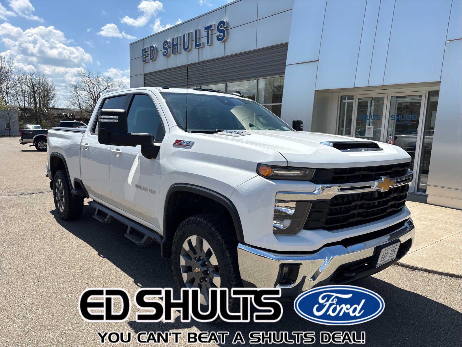 2024 Chevrolet Silverado HD LT 4WD Crew Cab Standard Box's photo