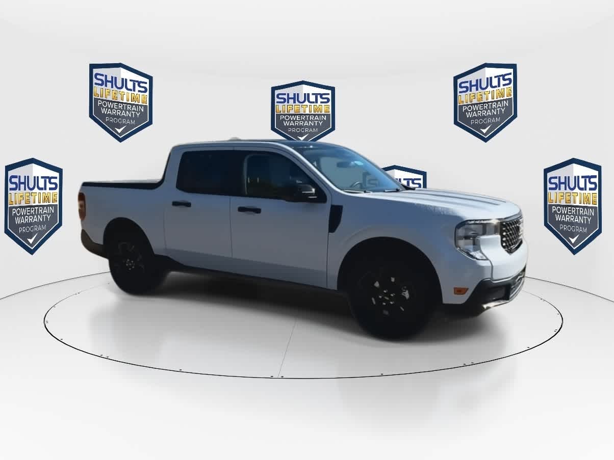 2025 Ford Maverick XLT photo 2