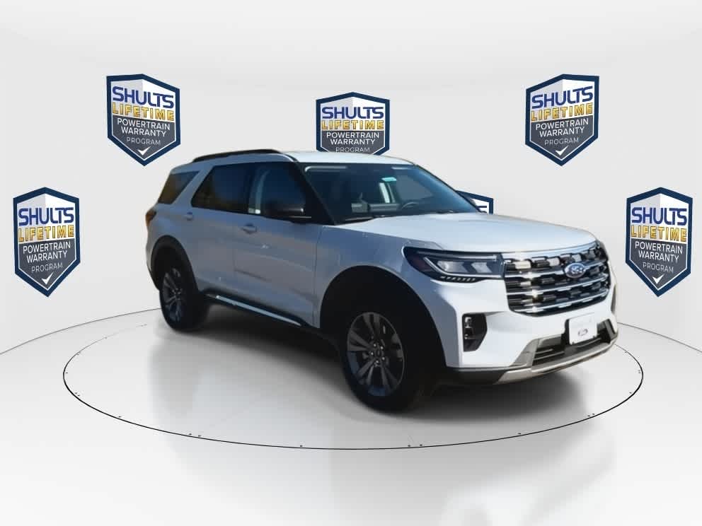 2025 Ford Explorer photo 2