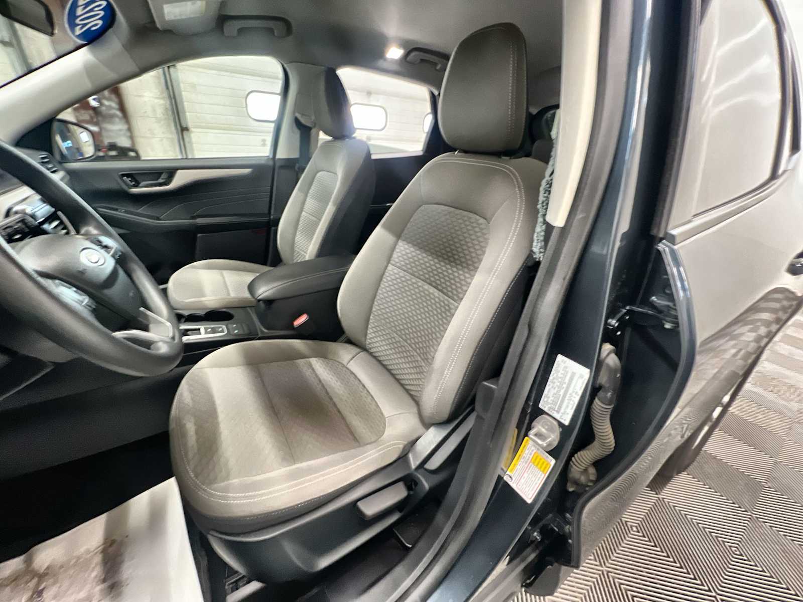 2022 Ford Escape SE - Photo 13