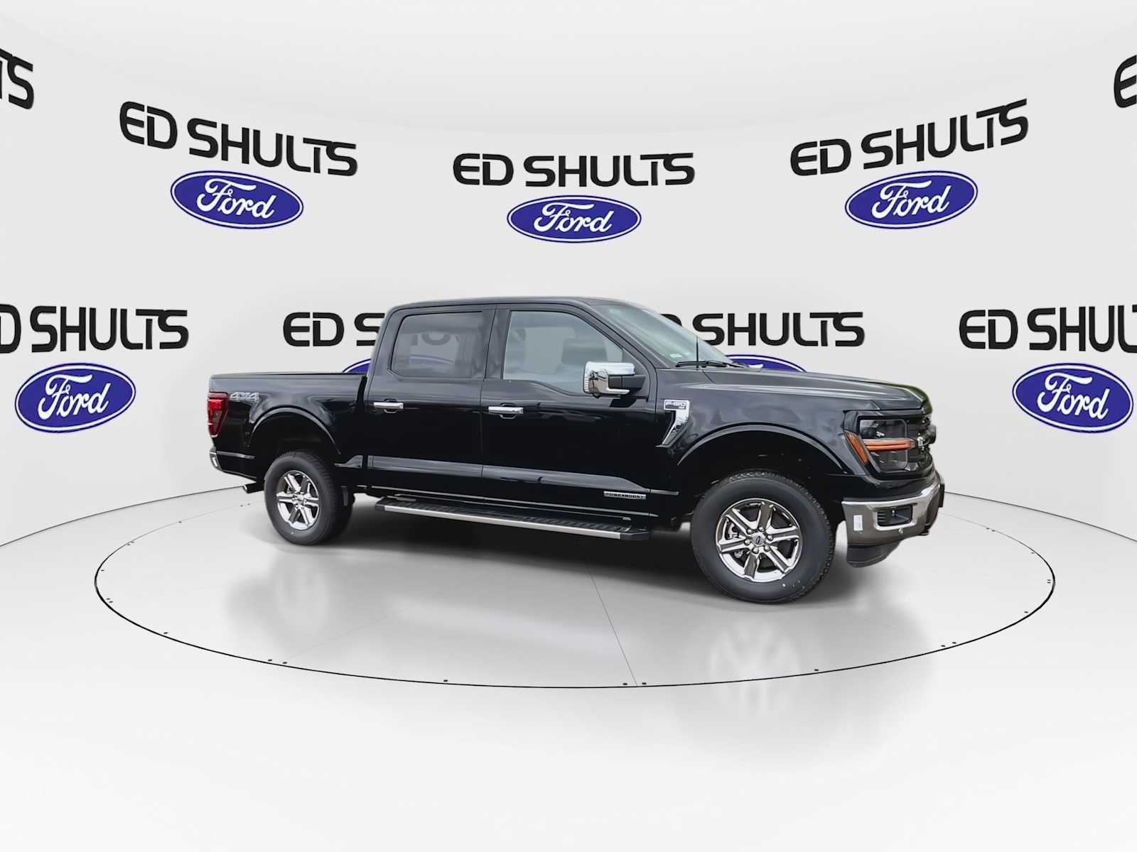 2025 Ford F-150 XLT photo 2