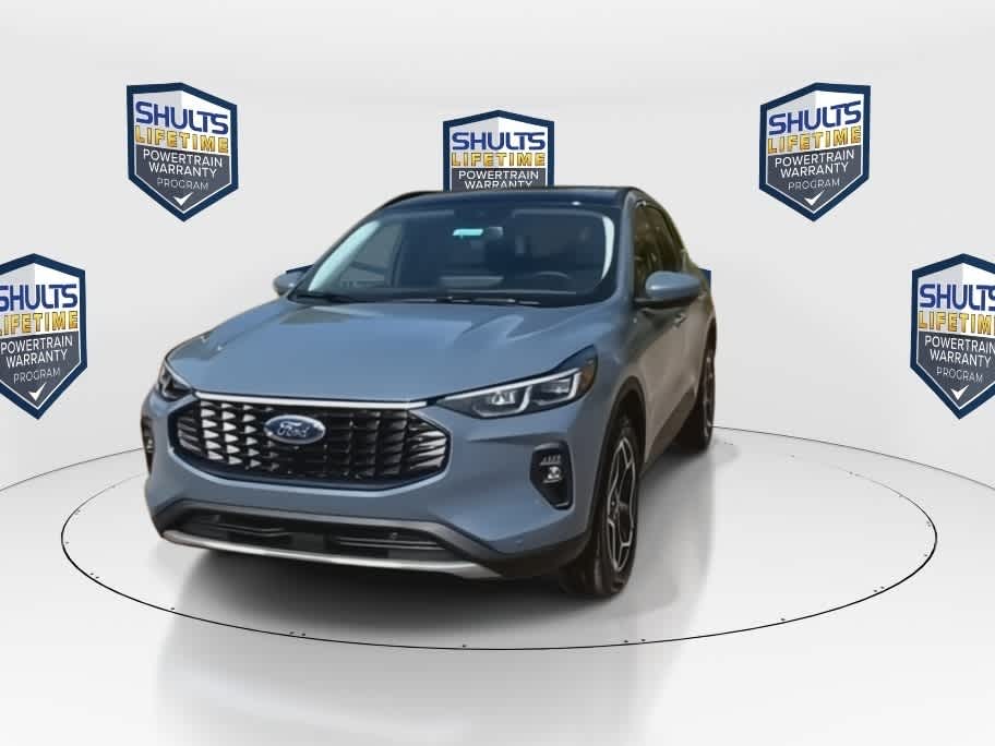 2025 Ford Escape Platinum photo 4