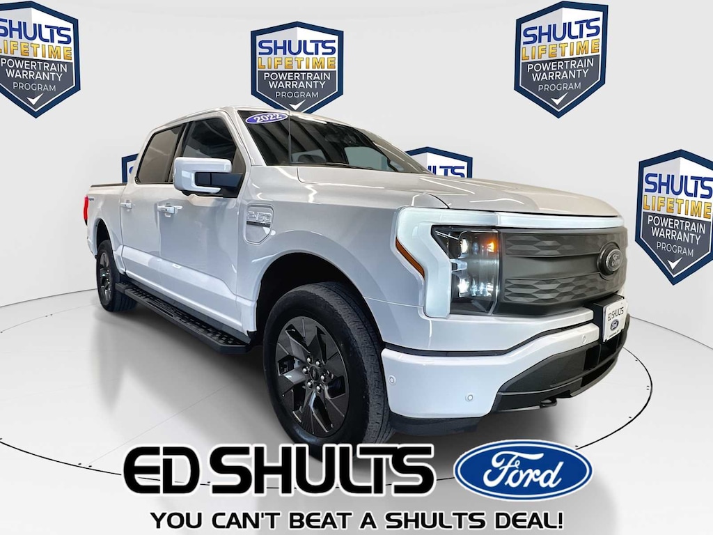 Used 2022 Ford F-150 Lightning Lariat 4WD Supercrew 5.5 Box Truck SuperCrew Cab