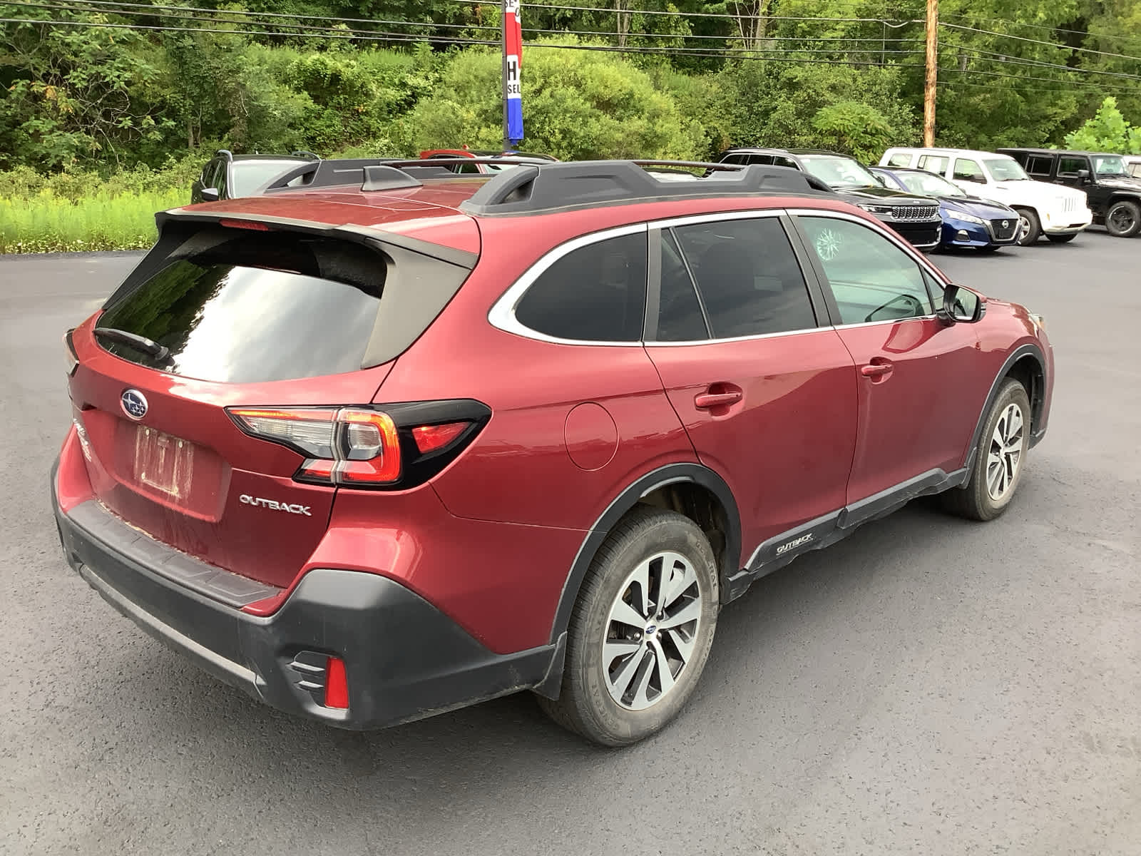 2020 Subaru Outback Premium photo 4