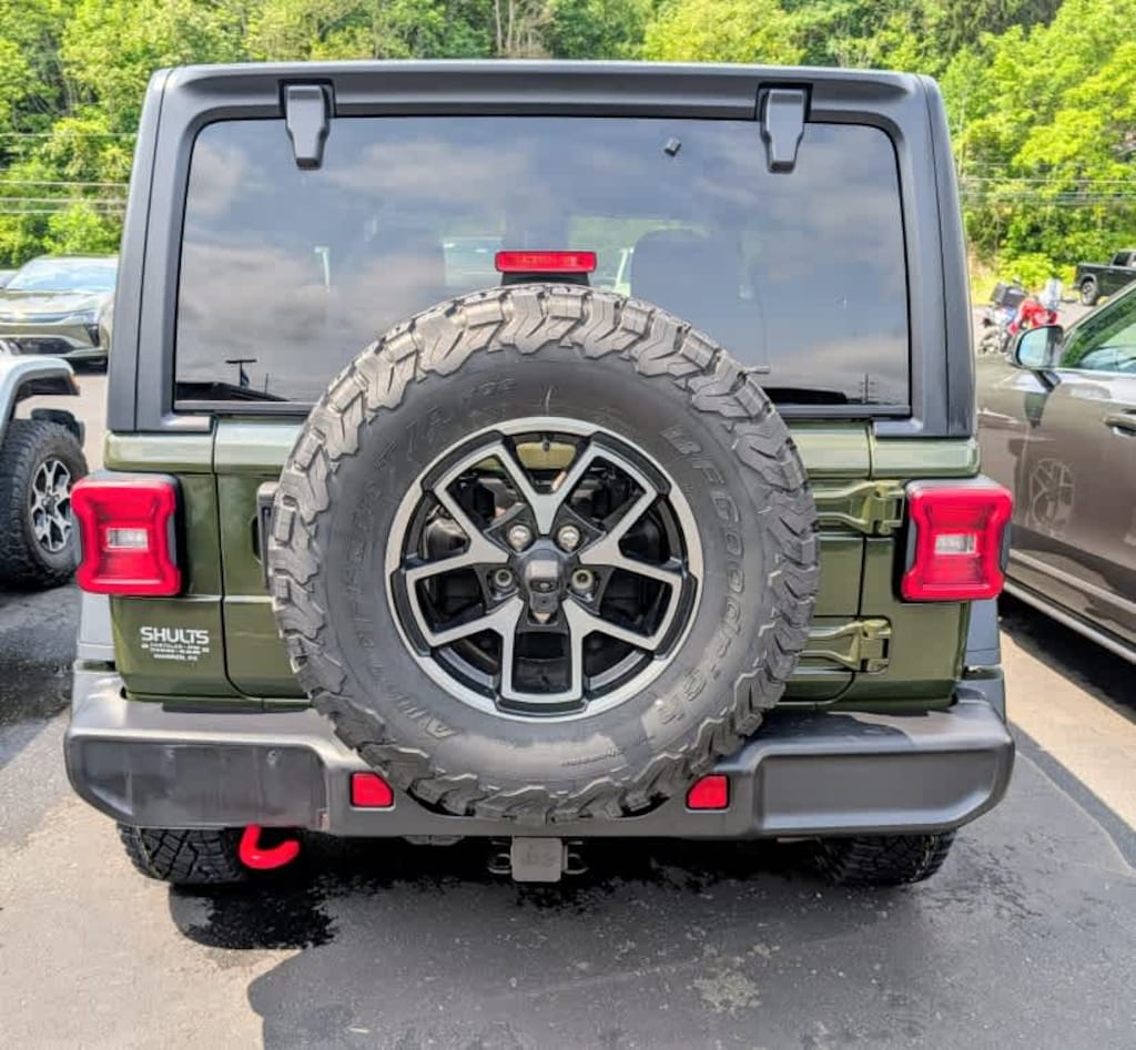 Used 2024 Jeep Wrangler Rubicon SUV