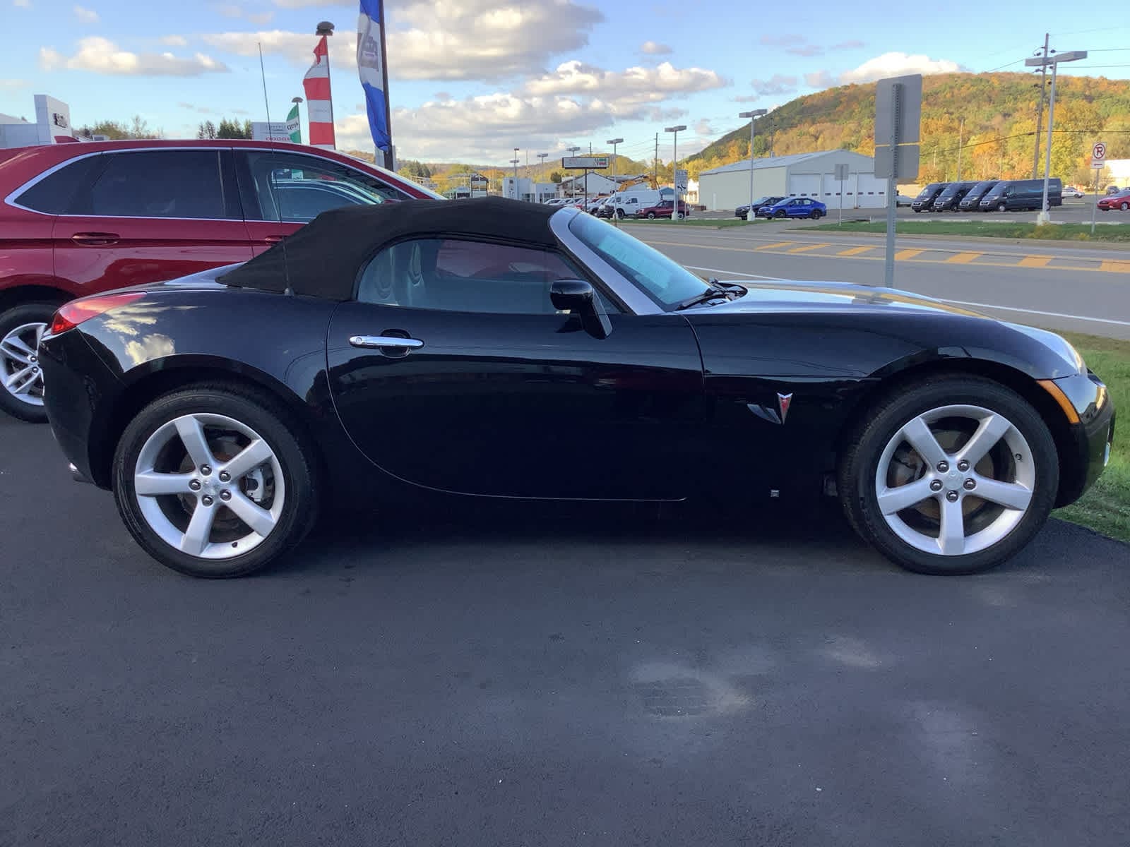 Used 2006 Pontiac Solstice Base with VIN 1G2MB35B76Y118780 for sale in Warren, PA