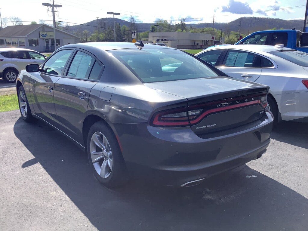 Used 2015 Dodge Charger SXT Sedan