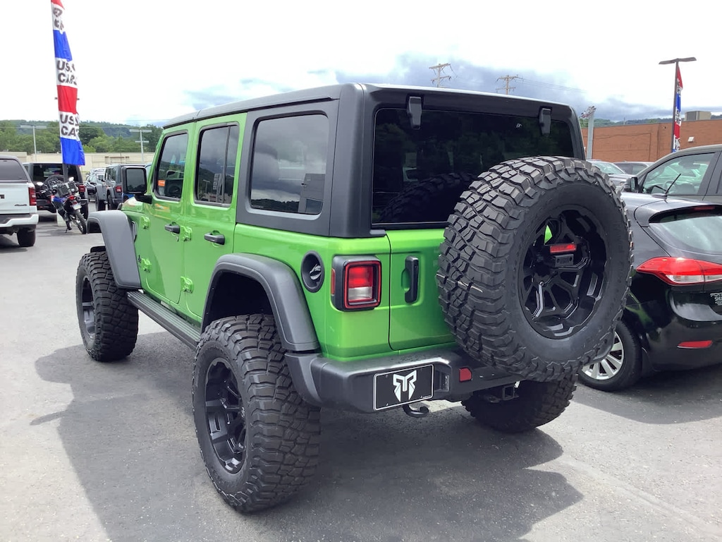 New 2026 Jeep Wrangler ROCKY RIDGE PACKAGE 4-DOOR WILLYS Sport Utility