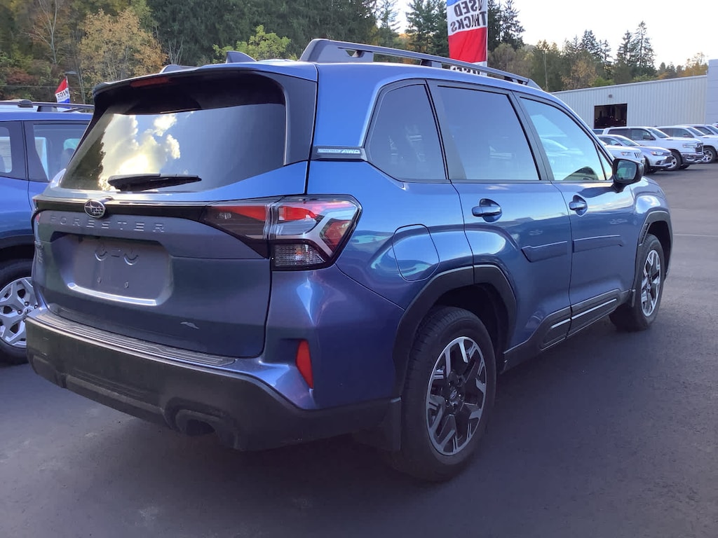 Used 2025 Subaru Forester Premium SUV