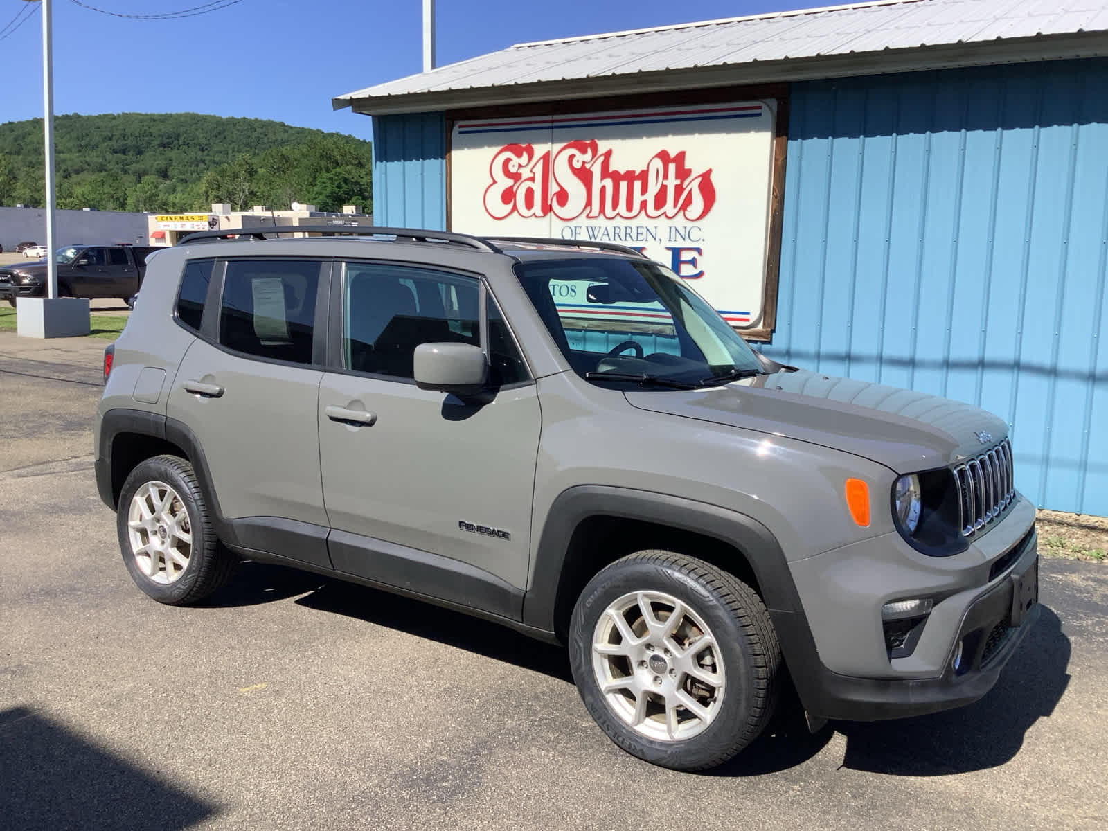 Used 2021 Jeep Renegade Latitude with VIN ZACNJDBB3MPM41756 for sale in Warren, PA