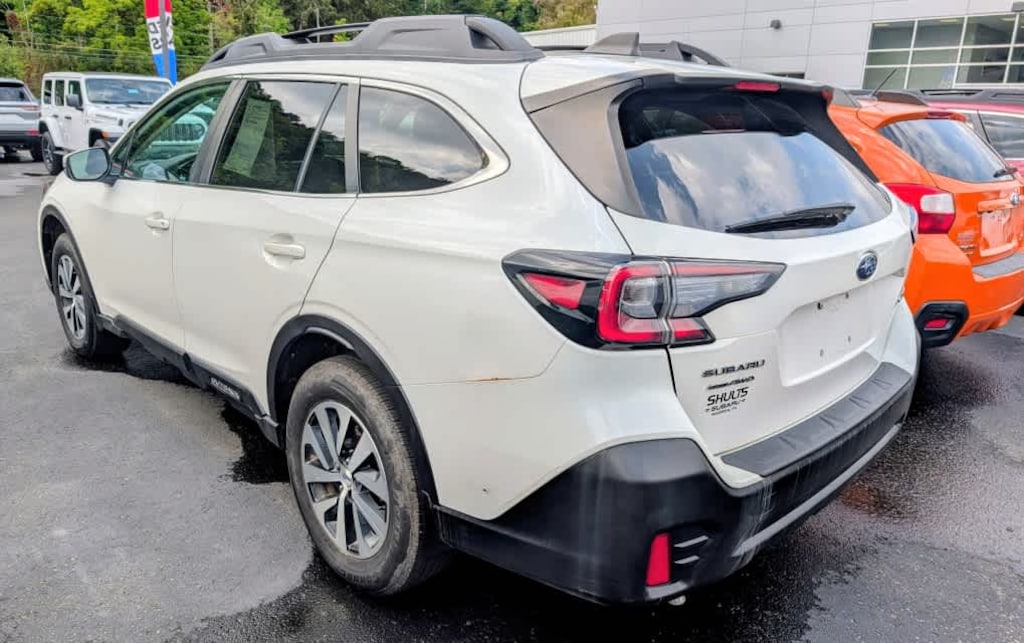 Used 2020 Subaru Outback Premium SUV