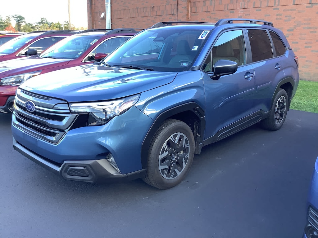 Used 2025 Subaru Forester Premium SUV