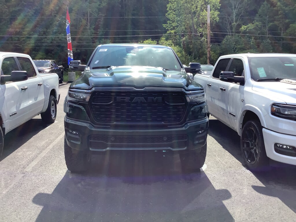 New 2026 Ram 1500 BIG HORN CREW CAB 4X4 5'7 BOX Pickup