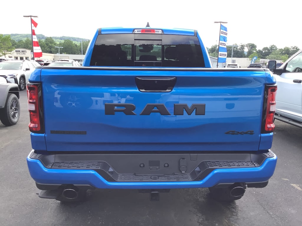 New 2026 Ram 1500 FOX FACTORY OFFROAD PACKAGE BIG HORN CREW CAB 4X4 5' 7" BOX Pickup