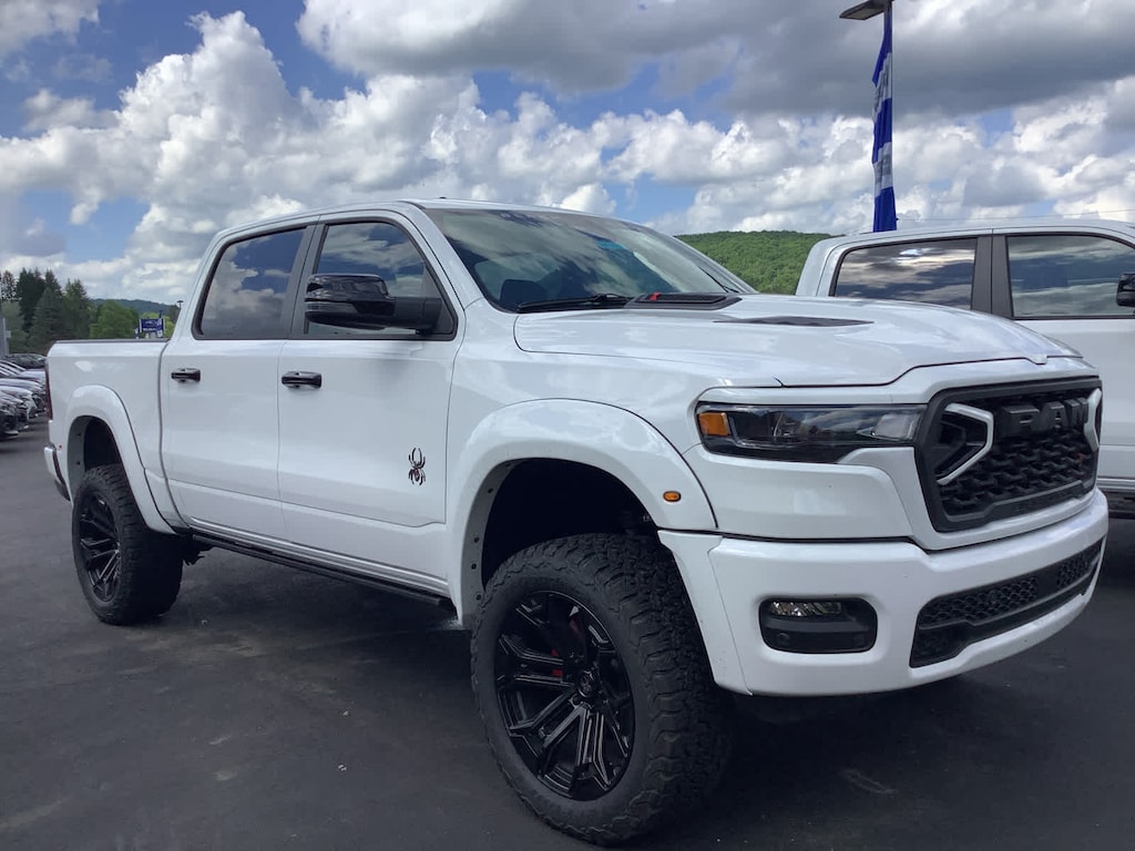 New 2026 Ram 1500 BLACK WIDOW PACKAGE BIG HORN CREW CAB 4X4 5' 7" BOX Pickup