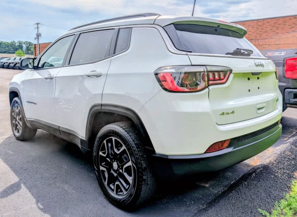 Used 2022 Jeep Compass Latitude SUV