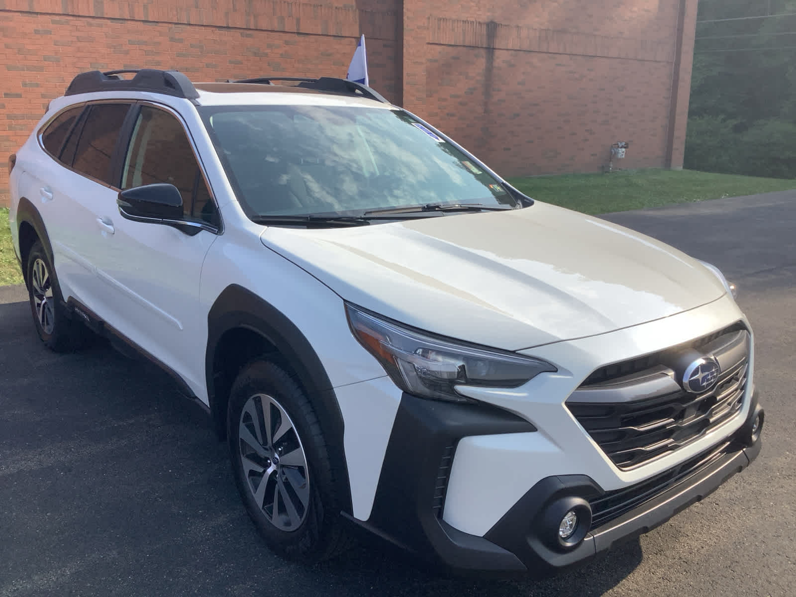 2025 Subaru Outback Premium photo 2