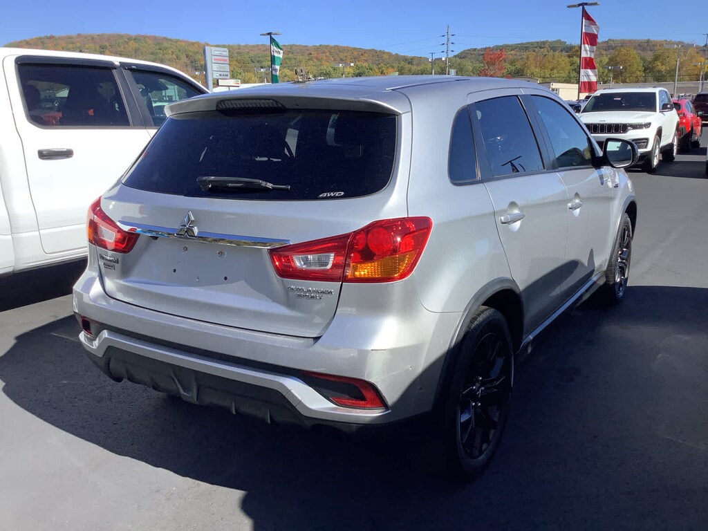 Used 2019 Mitsubishi Outlander Sport LE 2.0 SUV