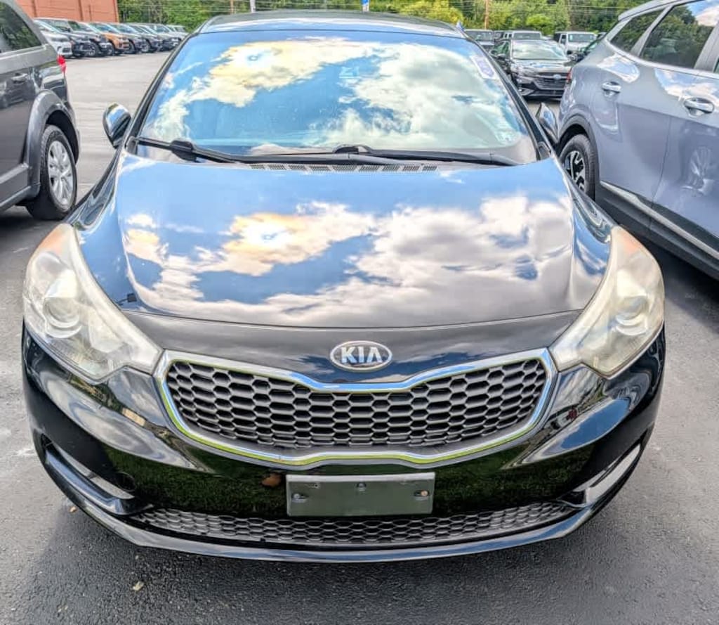 Used 2015 Kia Forte 5-Door EX Sedan