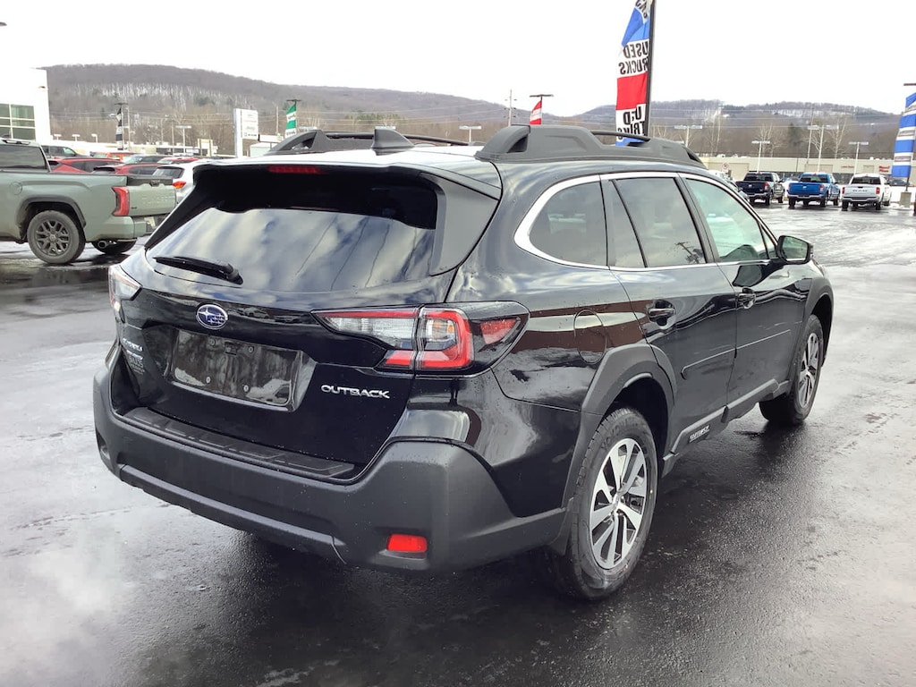 New 2025 Subaru Outback Premium SUV