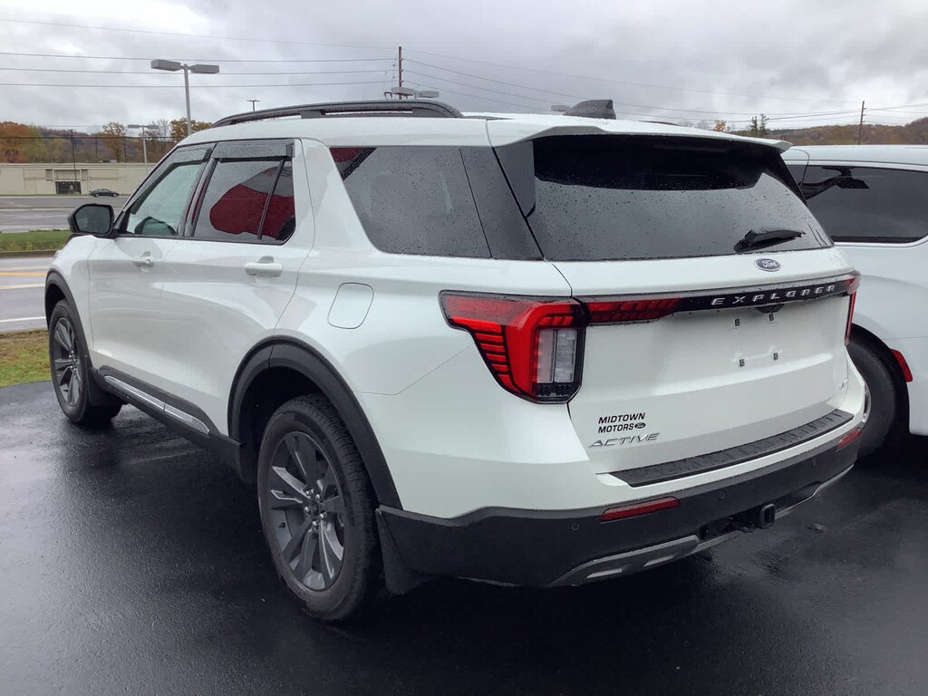 Used 2025 Ford Explorer Active SUV