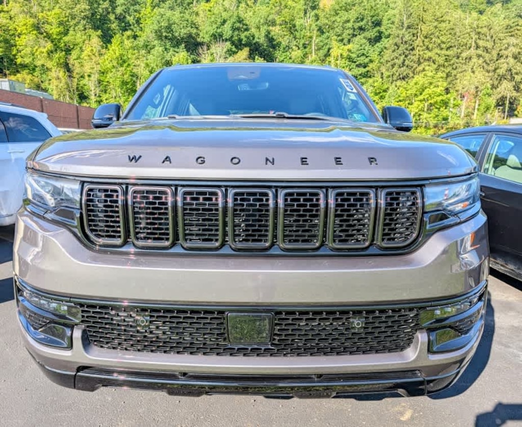 Used 2023 Jeep Wagoneer Series II Carbide SUV