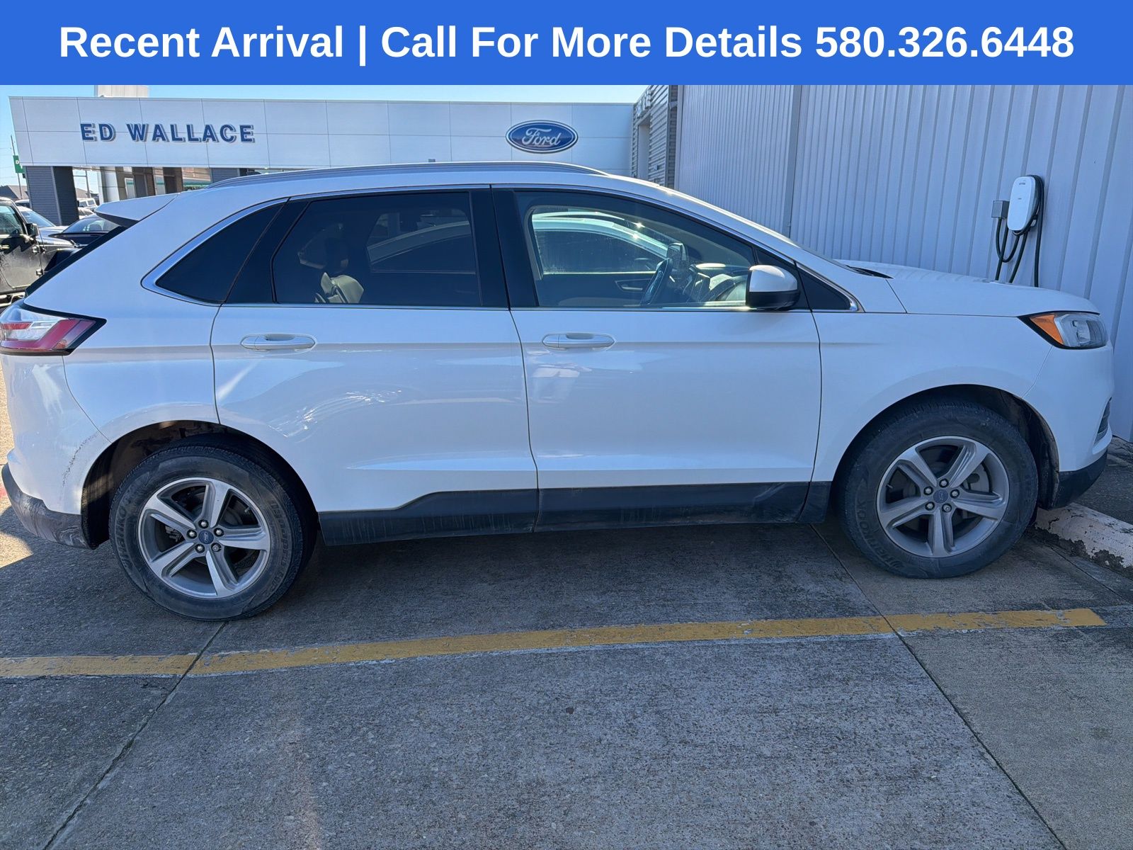 2021 Ford Edge SEL's photo