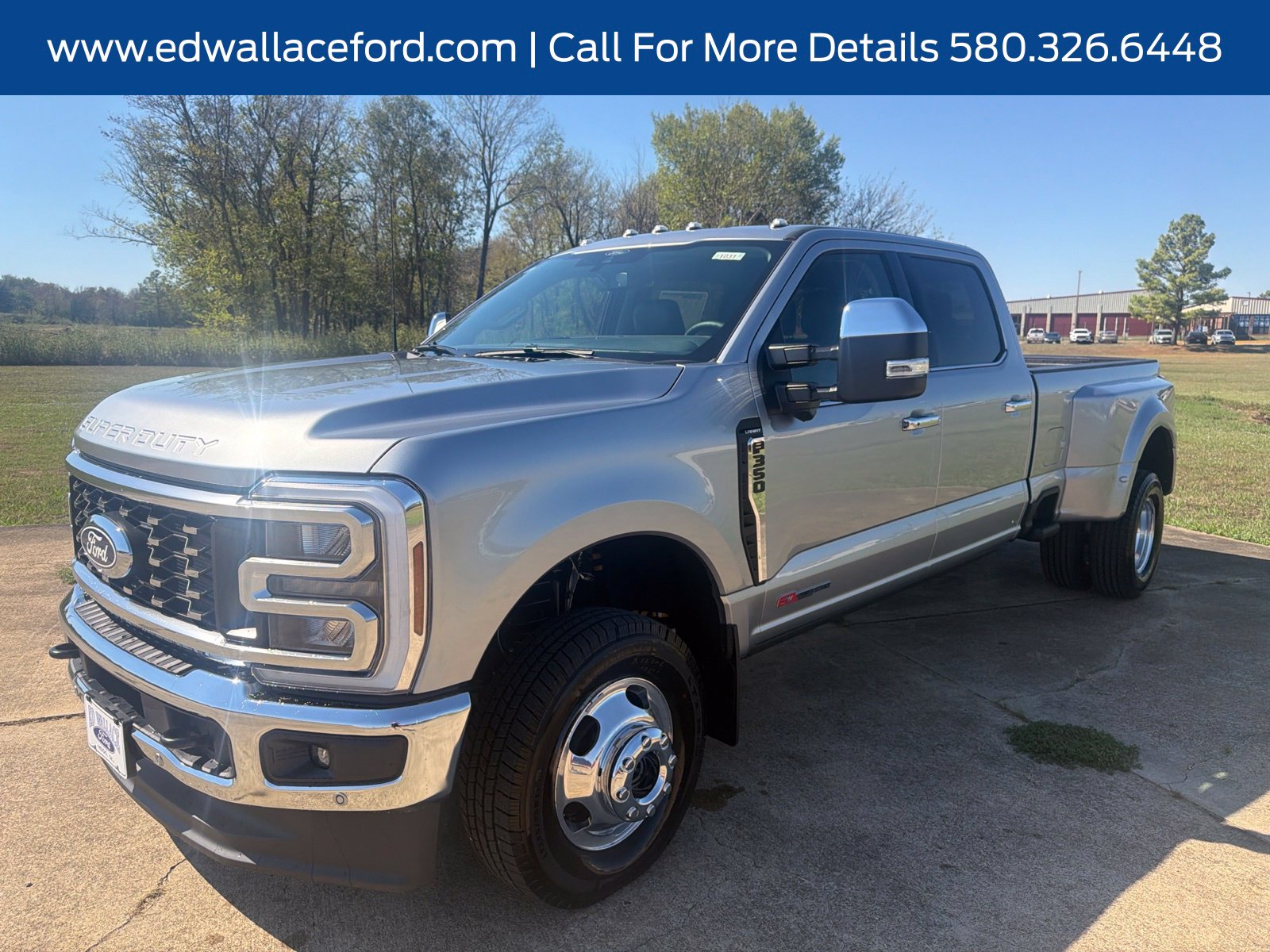 2027 Ford F-350 F-350&reg; Lariat&reg; Truck