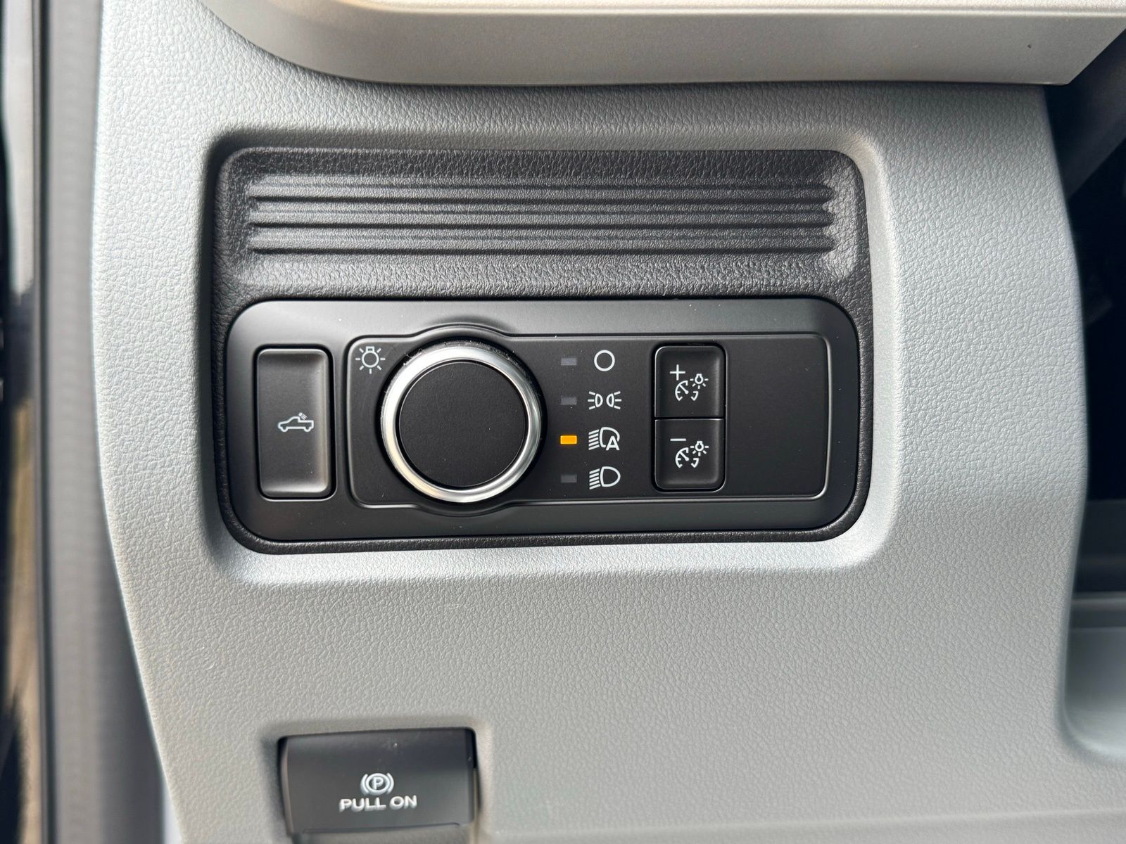 2026 Ford F-250 Super Duty XL - Photo 16