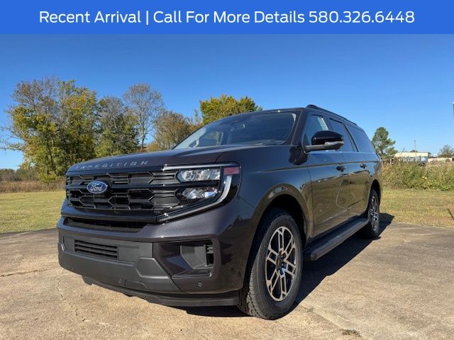 2025 Ford Expedition Active's photo
