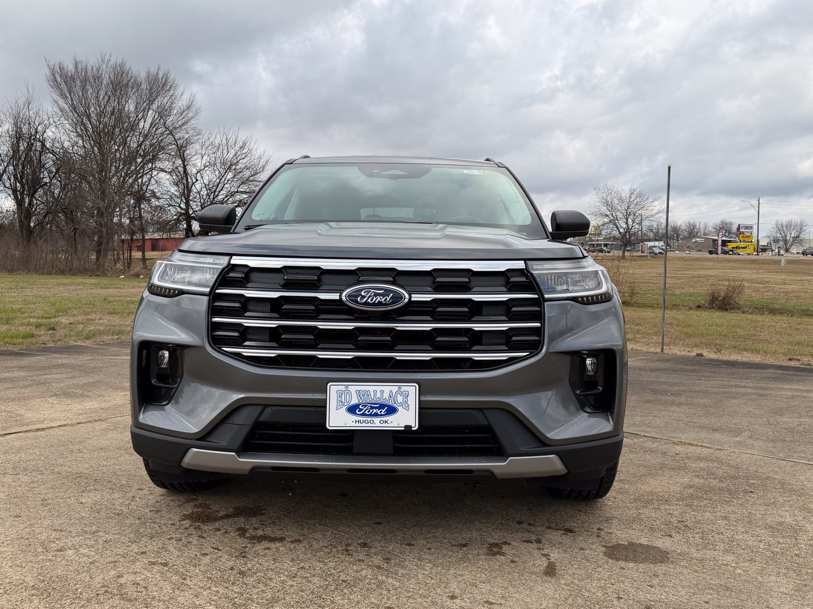 2026 Ford Explorer Active - Photo 2