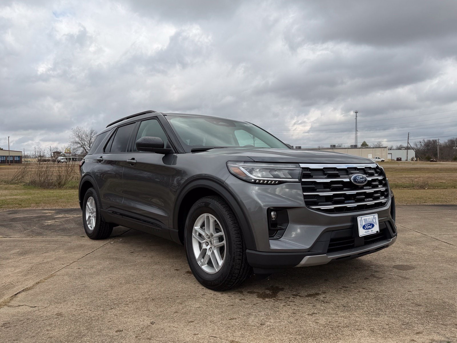2026 Ford Explorer Active - Photo 3