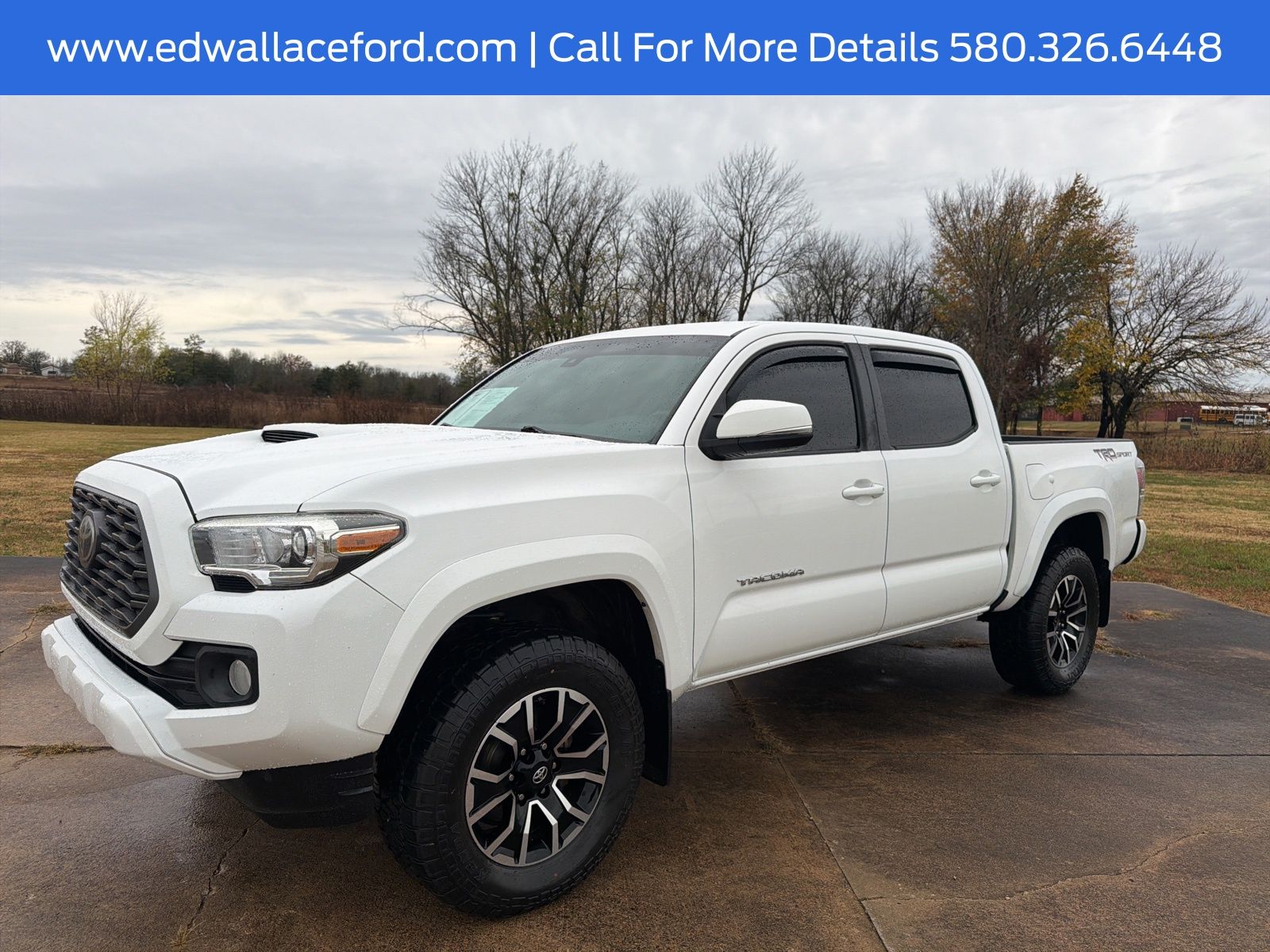 2020 Toyota Tacoma TRD Sport's photo