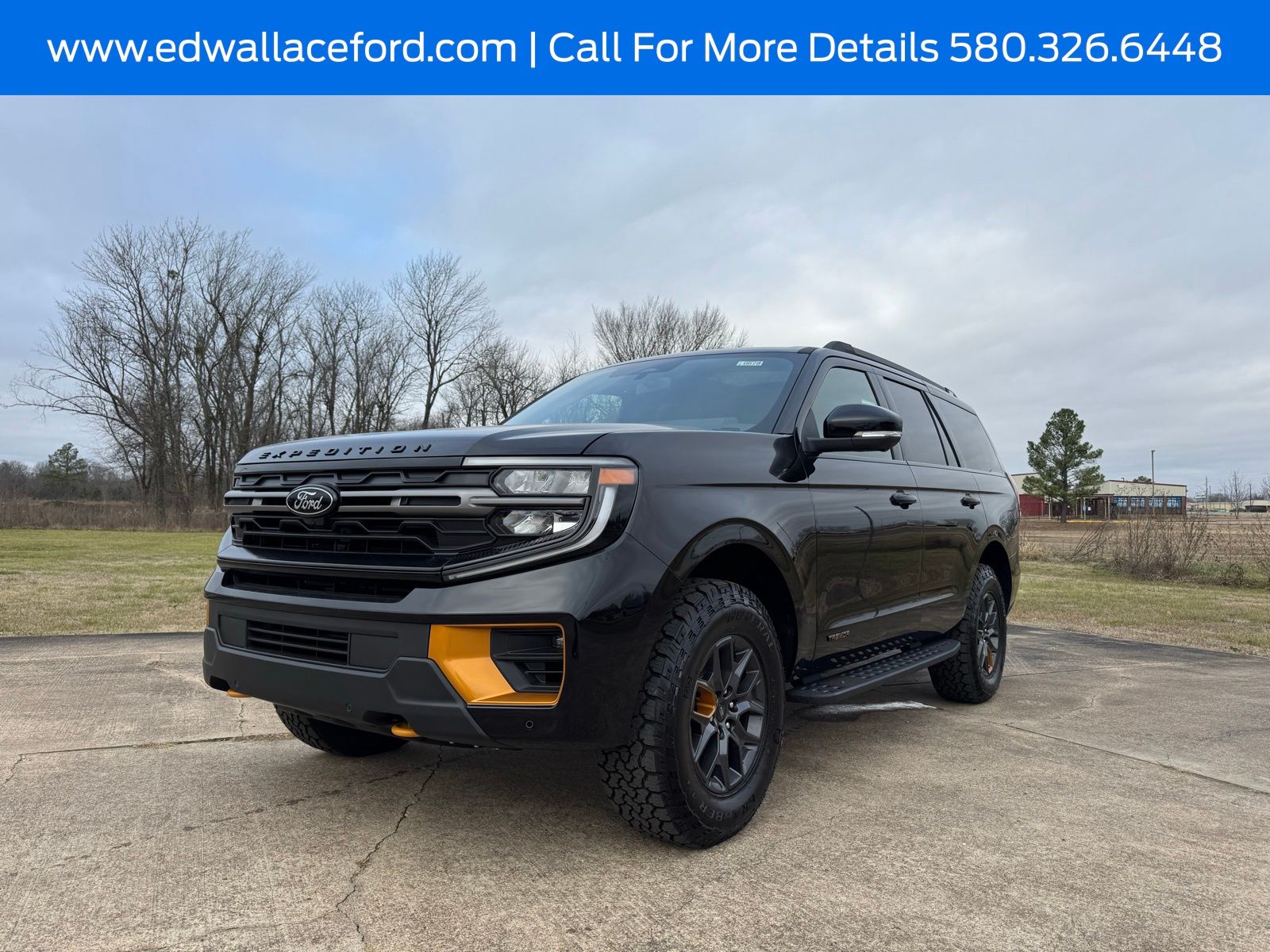 2025 Ford Expedition Tremor's photo