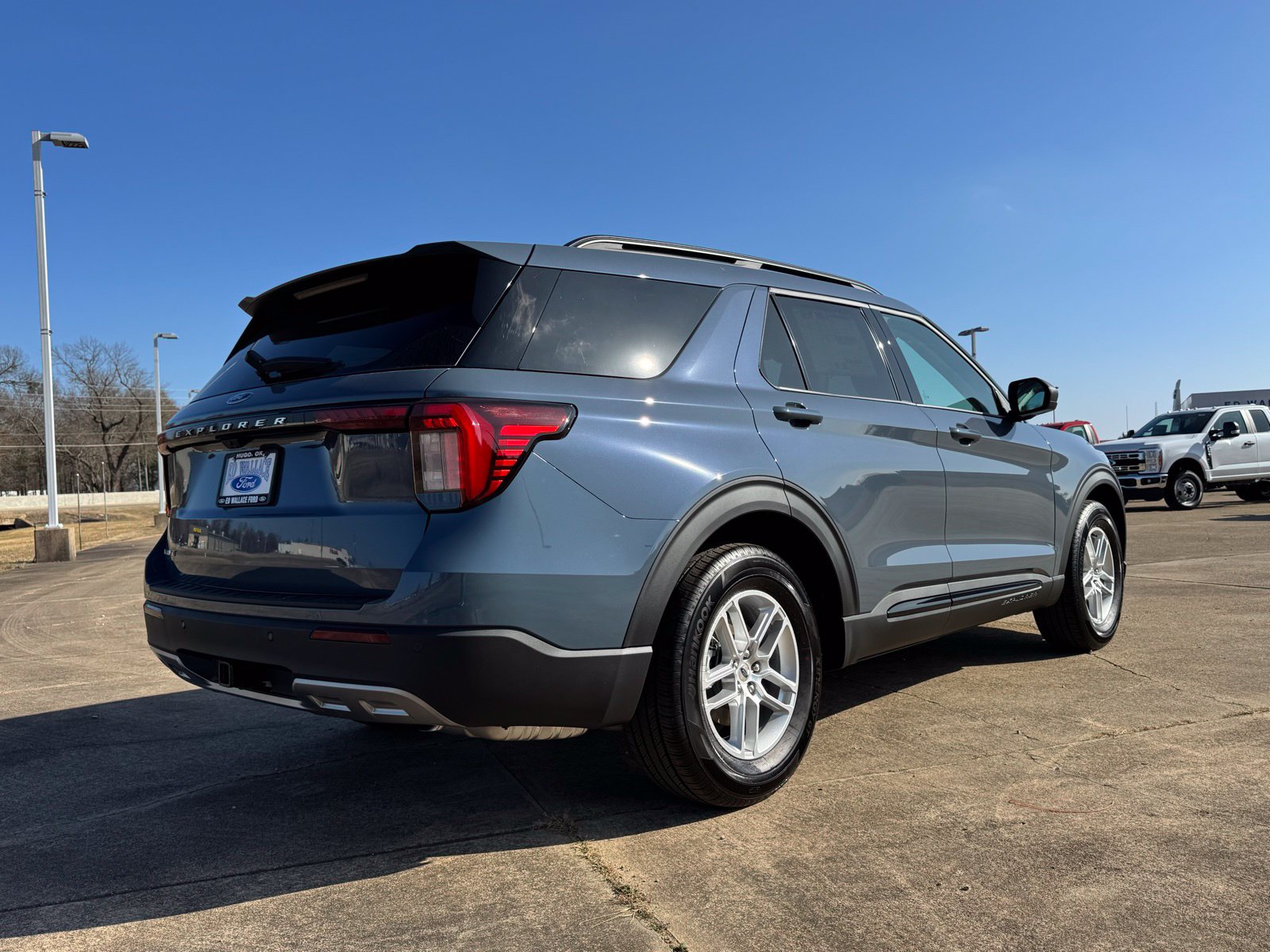 2026 Ford Explorer Active - Photo 6