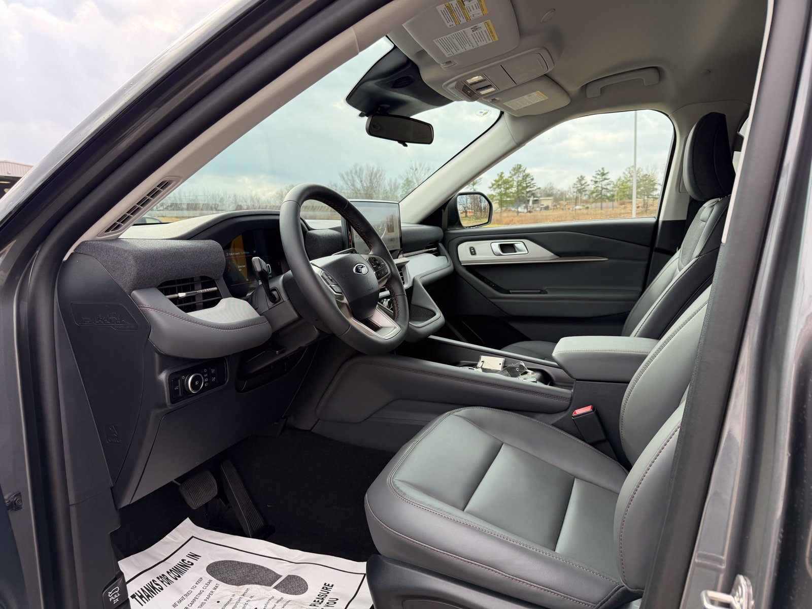2026 Ford Explorer Active - Photo 11