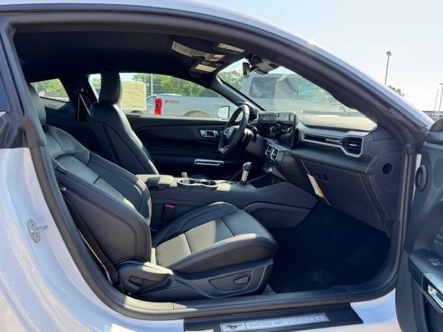 2025 Ford Mustang GT Premium Fastback - Photo 11