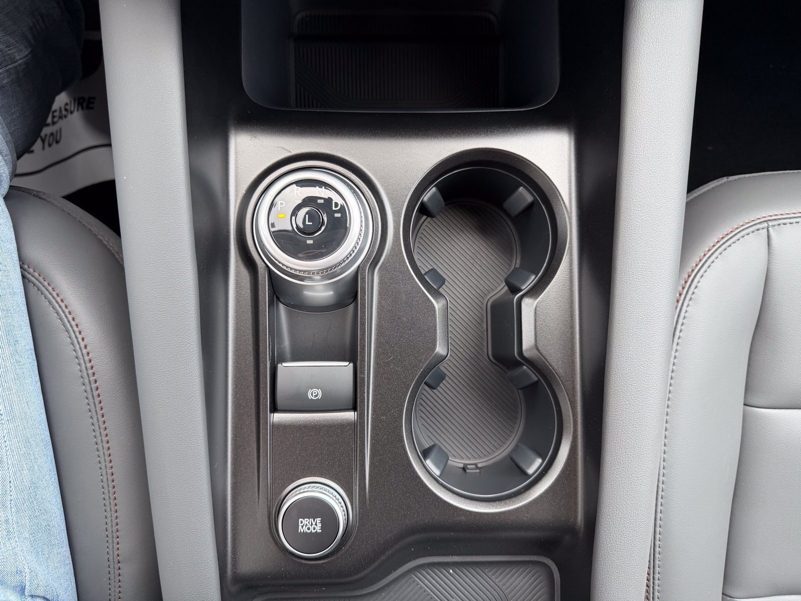 2026 Ford Explorer Active - Photo 24