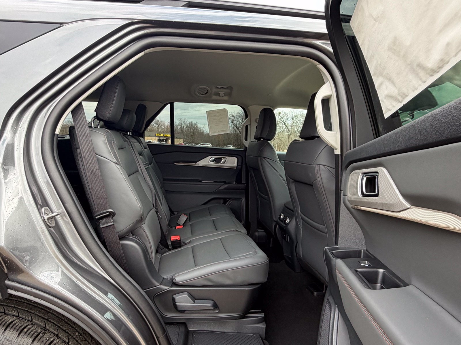 2026 Ford Explorer Active - Photo 14