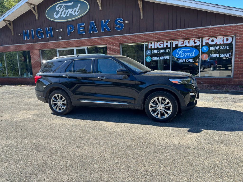 2022 Ford Explorer Limited 4WD's photo