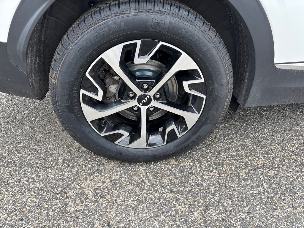 Used 2025 Kia Sportage Hybrid EX SUV