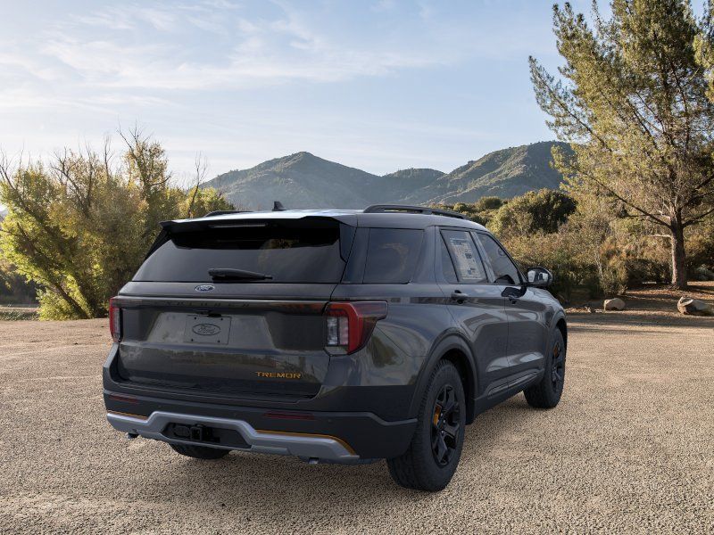 2026 Ford Explorer Tremor - Photo 8