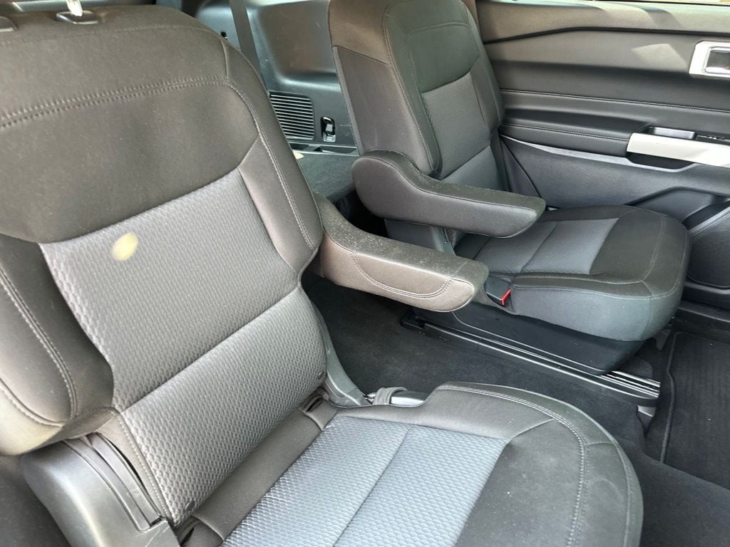 2023 Ford Explorer XLT - Photo 17