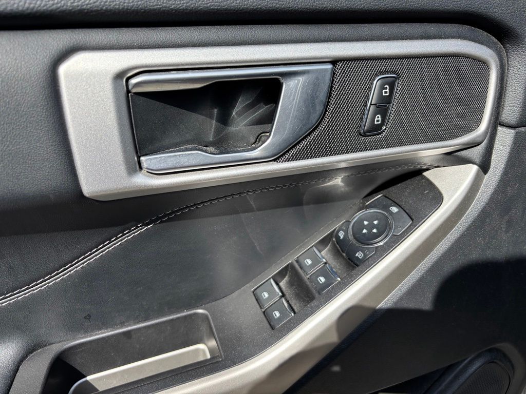 2023 Ford Explorer XLT - Photo 33