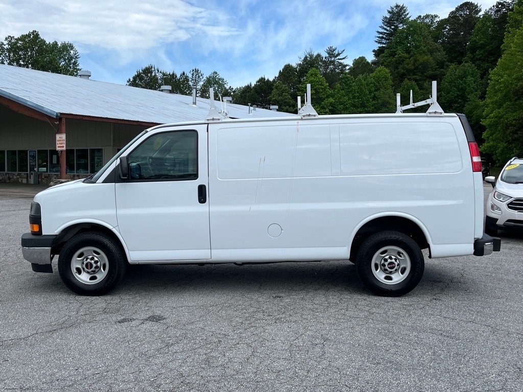 Used 2017 GMC Savana Cargo Work Van with VIN 1GTW7AFFXH1914480 for sale in Brevard, NC