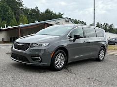 2025 Chrysler Pacifica SELECT Passenger Van