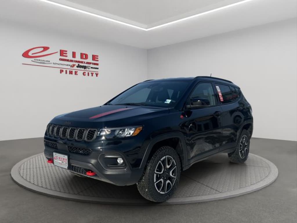 New 2026 Jeep Compass Trailhawk Sport Utility