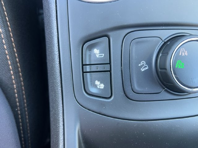 Used 2019 GMC Terrain SLE with VIN 3GKALTEX0KL168590 for sale in Pine City, Minnesota